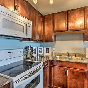  Apartment Pcb With Balcony Walk To Beach! United States